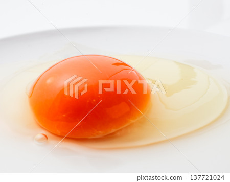 紅球,影棚攝影 紅球,影棚攝影 137721024