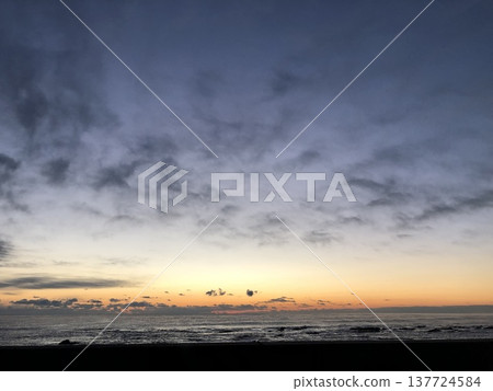 Winter sunset sky and silhouette landscape of the horizon Winter sunset sky and silhouette landscape of the horizon 137724584