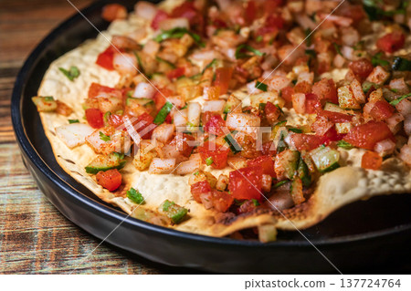 酥脆印度烤薄餅佐清爽時蔬碎 137724764