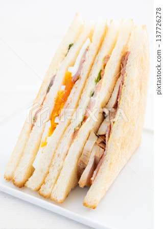 Delicious clubhouse sandwich Delicious clubhouse sandwich 137726278