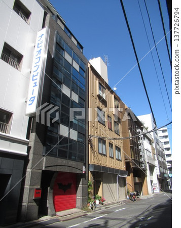 Near Iwamotocho 2-chome 137726794