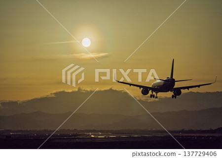Sendai Airport at dusk, airplane landing, Natori City, Miyagi Prefecture 137729406