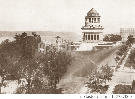 1916年老照片,美國紐約曼哈頓格蘭特將軍墓。 1916年老照片,美國紐約曼哈頓格蘭特將軍墓。 137732060