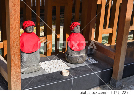 Ura-Kusatsu Jizo Onsen Jizo Statue (Kusatsu Town, Agatsuma District, Gunma Prefecture) 137732251