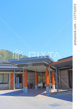 Scenery of Okusa Village Office, Okusa Village, Kiso District, Nagano Prefecture 137732972
