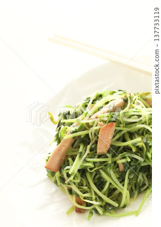 培根炒豌豆苗 培根炒豌豆苗 137733119