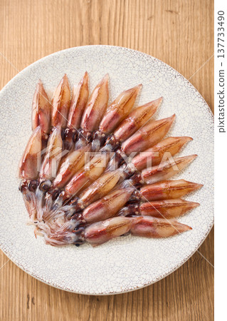 Fresh firefly squid: a seasonal spring ingredient. 137733490