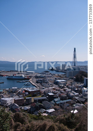 The sea of Yokosuka as seen from Kurihama Flower Park 137733869