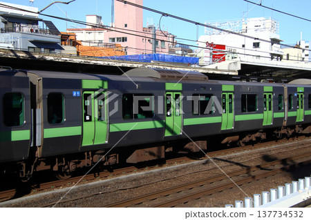 【JY】山手線E235系列車(205系樣式車身貼膜車:中間車廂) 【JY】山手線E235系列車(205系樣式車身貼膜車:中間車廂) 137734532