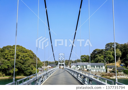 Seto Bridge, spanning Lake Hamana in Hamamatsu City 137735794