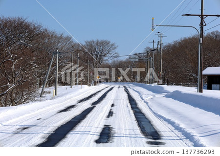 February, the bitterly cold winter of Hokkaido, Lake Saroma, eastern Hokkaido, drift ice viewed from Ryugudai Observatory on Lake Saroma overlooking the Sea of Okhotsk. 137736293