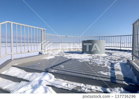 February, the bitterly cold winter of Hokkaido, Lake Saroma, eastern Hokkaido, drift ice viewed from Ryugudai Observatory on Lake Saroma overlooking the Sea of Okhotsk. 137736296