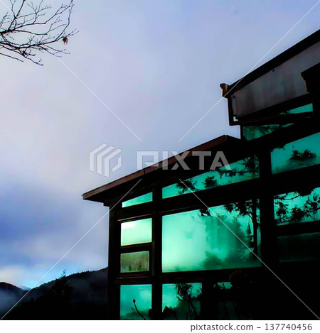 山林建築 137740456