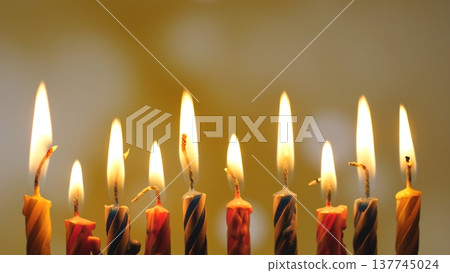 Peaceful Candles Cast Soothing Glow. Calm Flickering Flames Illuminate Tranquil Surroundings. Serene Vigil With Glowing Lights Fostering Reflective Contemplation And Remembrance Peaceful Candles Cast Soothing Glow. Calm Flickering Flames Illuminate Tranquil Surroundings. Serene Vigil With Glowing Lights Fostering Reflective Contemplation And Remembrance 137745024