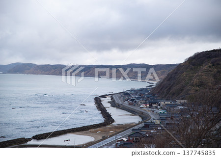 Image of a city along the coast and a city of the sea (photographed by Izumozaki Town, Santo District, Niigata Prefecture) Image of a city along the coast and a city of the sea (photographed by Izumozaki Town, Santo District, Niigata Prefecture) 137745835