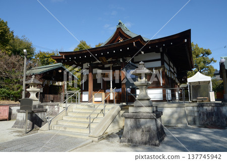 Waratenjin Shrine Main Hall, Kinugasa Tenjinmori-cho, Kita-ku, Kyoto City Waratenjin Shrine Main Hall, Kinugasa Tenjinmori-cho, Kita-ku, Kyoto City 137745942