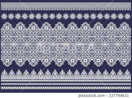 白色花卉蕾絲花邊和刺繡裝飾邊套裝。精緻的紡織面料。 137749631