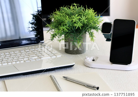 Business image Business image 137751895