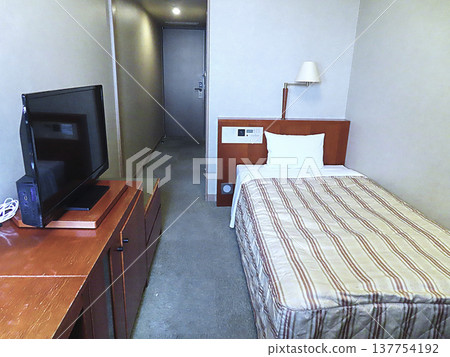 Bed make-up Bed make-up 137754192