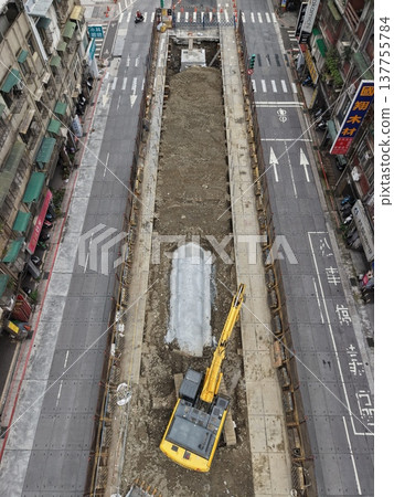 施工現場 137755784