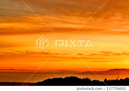 Sunrise over Shimizu Port from Nihondaira, Shizuoka Prefecture 137756692