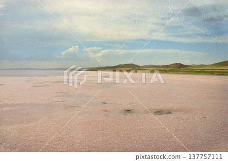Lake Tuz Central Anatolia Turkey Pink Salt Landscape. 137757111