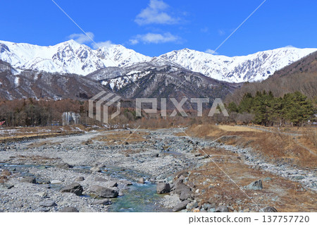 The Northern Alps in early spring as seen from Hakuba Ohashi Bridge The Northern Alps in early spring as seen from Hakuba Ohashi Bridge 137757720