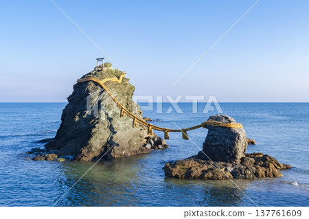 [Ise-Shima] Meoto Iwa (Married Couple Rocks) at Futamiura Coast 137761609