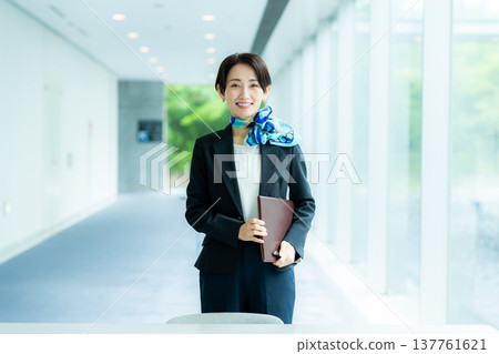 Woman receiving reception Woman receiving reception 137761621