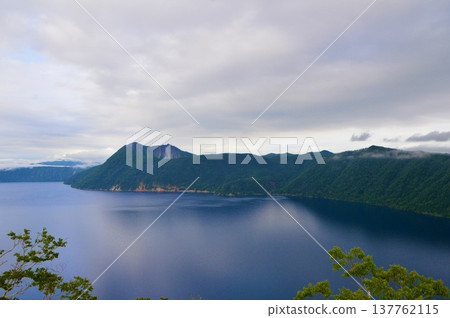 Lake Mashuu (Teshikaga Town, Kawakami-gun, Hokkaido) Lake Mashuu (Teshikaga Town, Kawakami-gun, Hokkaido) 137762115
