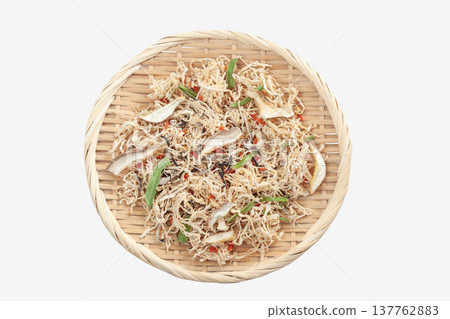 Dried vegetable mix, dried daikon radish for easy simmered dishes [White background, cutout] 137762883