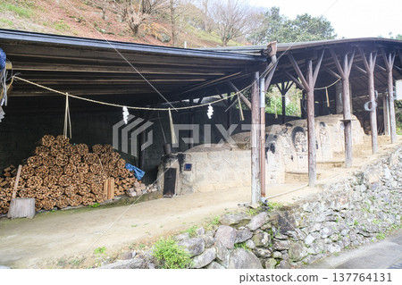 Imari's climbing kiln reconstructed for tourism Imari's climbing kiln reconstructed for tourism 137764131