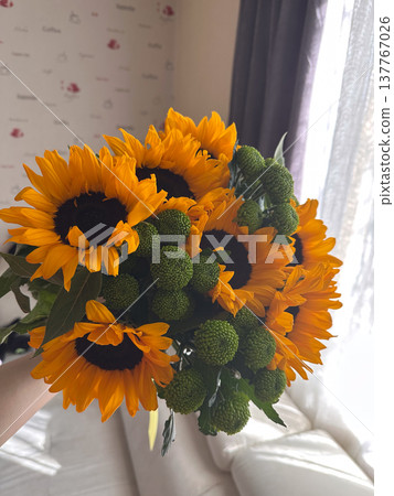 Sunflower bouquet with green button chrysanthemums Sunflower bouquet with green button chrysanthemums 137767026