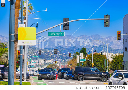 Santa Monica Boulevard, a major thoroughfare in Beverly Hills, Los Angeles. 137767709