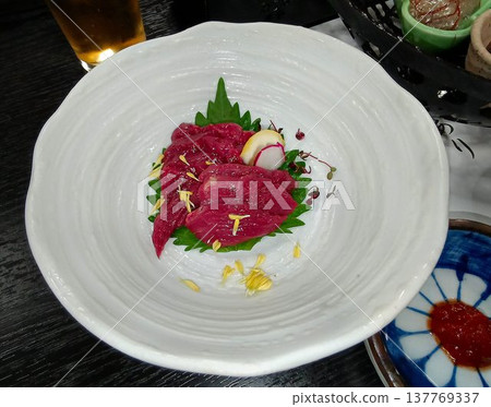 High in protein, low in calories, and healthy: Yonezawa's local cuisine... Horse sashimi High in protein, low in calories, and healthy: Yonezawa's local cuisine... Horse sashimi 137769337