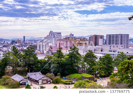 【日本百大城堡】松江城秋景:從天守閣眺望松江市區(第二部分)-島根縣松江市 【日本百大城堡】松江城秋景:從天守閣眺望松江市區(第二部分)-島根縣松江市 137769775
