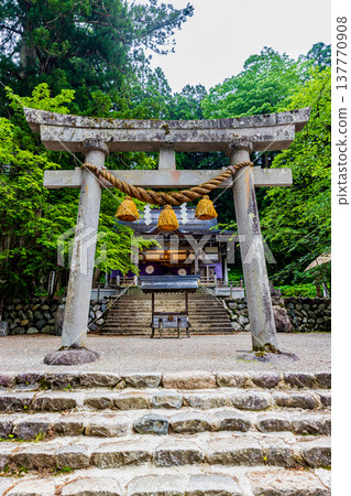 Shirakawa-go, Gifu Prefecture Shirakawa Hachiman Shrine Shirakawa-go, Gifu Prefecture Shirakawa Hachiman Shrine 137770908