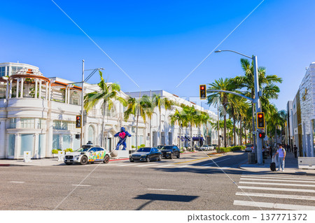 羅迪歐大道，位於洛杉磯比佛利山莊的一條高檔購物街 137771372