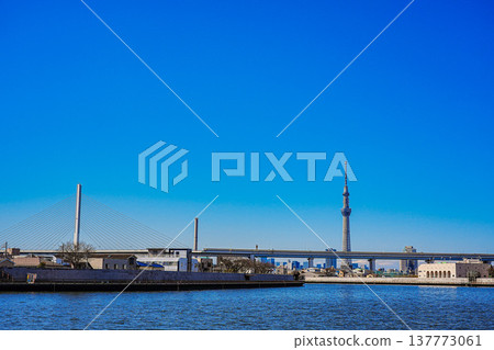Tokyo Skytree and Harp Bridge across the Nakagawa River Tokyo Skytree and Harp Bridge across the Nakagawa River 137773061