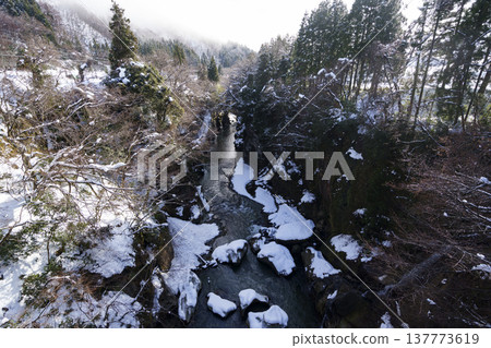 手取峽谷的雪景 手取峽谷的雪景 137773619