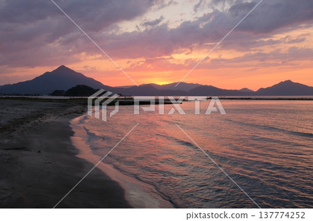 A view of Mt. Aoba and the Wakasa landscape across the coast at sunset. 137774252