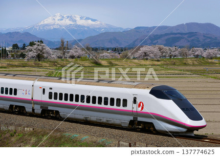 E3系 秋田新幹線「小町」 JR田澤湖線 137774625