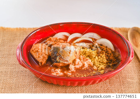 Easy curry making in the microwave 137774651