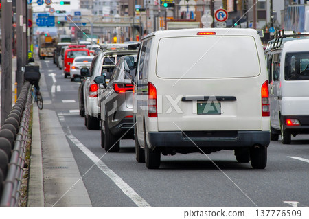 Congested main road 137776509