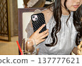 restaurant, smartphone, sumaho 137777621