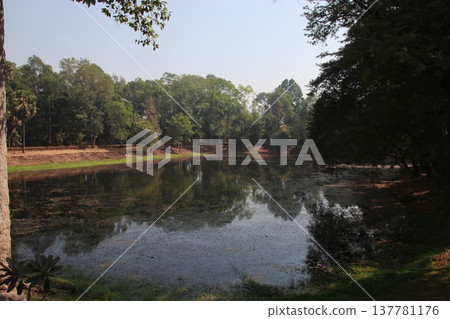 Bakon's moat Bakon's moat 137781176