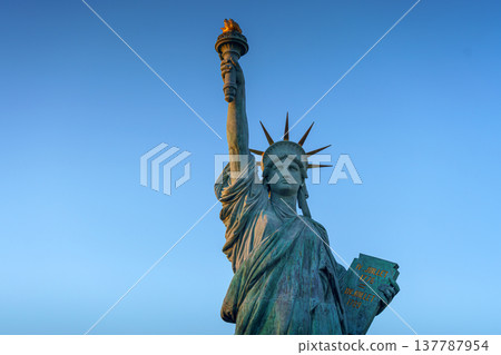 Tokyo, Japan - Oct 13 2024, Panoramic view of the Tokyo Statue of Liberty on embankment on Odaiba Island, with a blue sky on background, at daytime, Tokyo, Japan Tokyo, Japan - Oct 13 2024, Panoramic view of the Tokyo Statue of Liberty on embankment on Odaiba Island, with a blue sky on background, at daytime, Tokyo, Japan 137787954