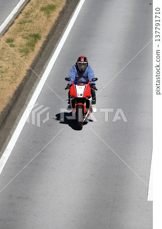 Rider image Rider image 137791710