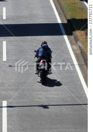 Rider image Rider image 137791711