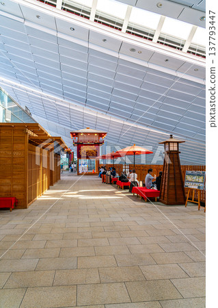 [Tokyo] Haneda Airport Terminal 3, which has an Edo-period atmosphere. 137793447